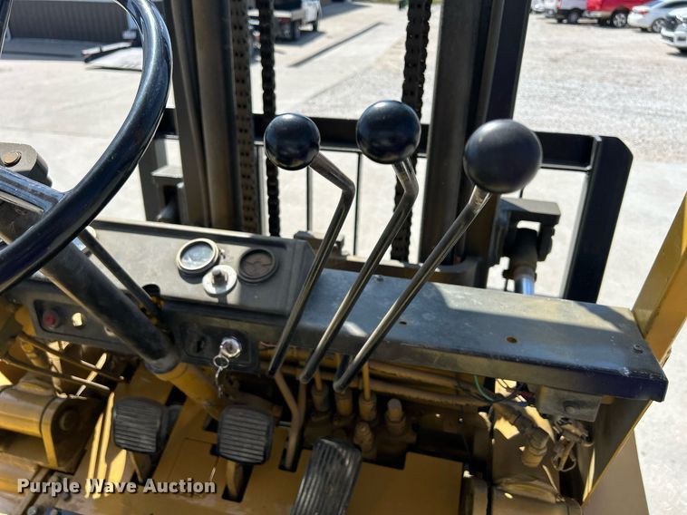 image for item ND9411 Komatsu FG40Z-4 forklift