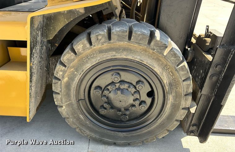 image for item ND9411 Komatsu FG40Z-4 forklift