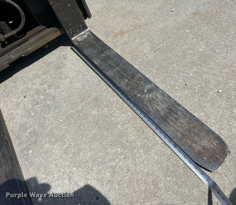 image for item ND9412 2004 Toyota 7FGU20 forklift