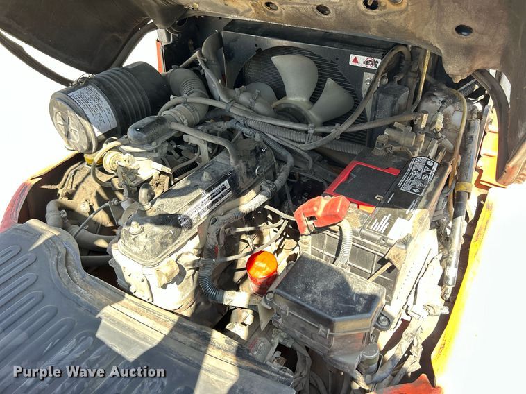 image for item ND9412 2004 Toyota 7FGU20 forklift