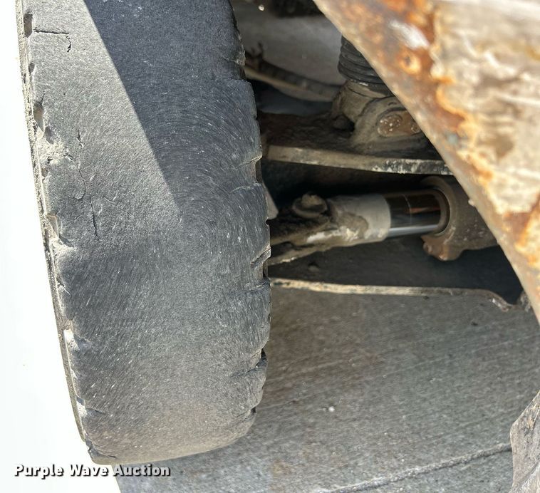 image for item ND9412 2004 Toyota 7FGU20 forklift