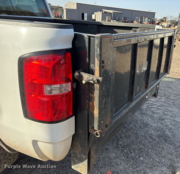 image for item OB9485 2018 GMC Sierra 1500 Crew Cab pickup truck