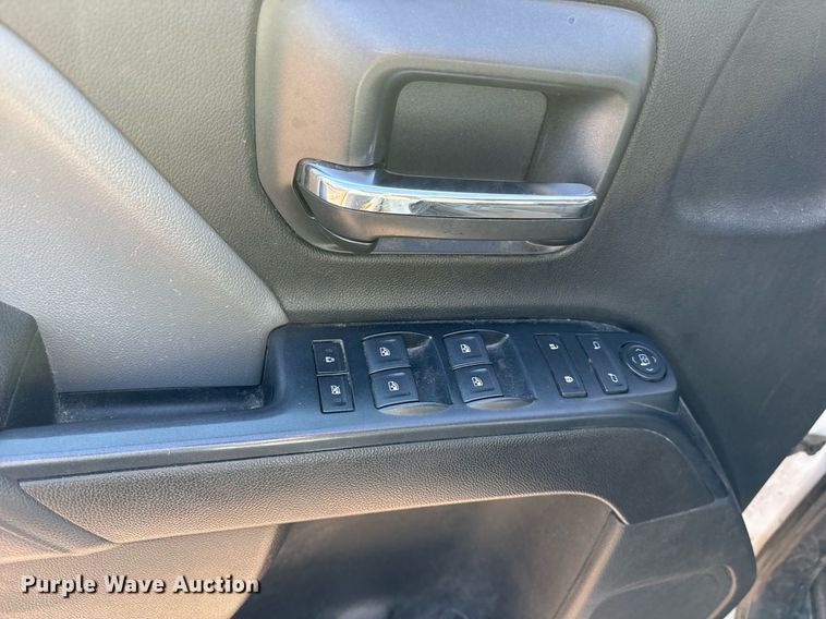 image for item OB9485 2018 GMC Sierra 1500 Crew Cab pickup truck