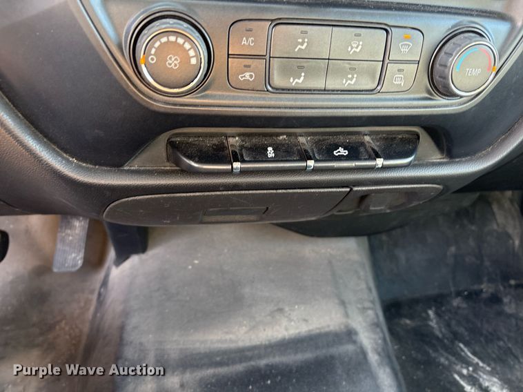 image for item OB9485 2018 GMC Sierra 1500 Crew Cab pickup truck