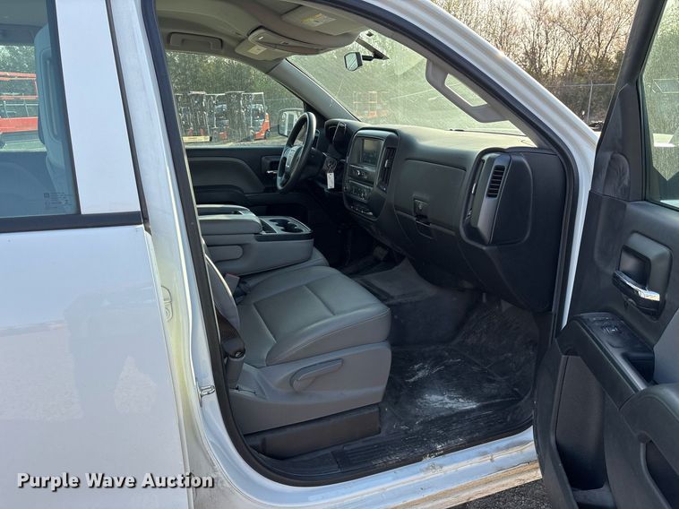 image for item OB9485 2018 GMC Sierra 1500 Crew Cab pickup truck