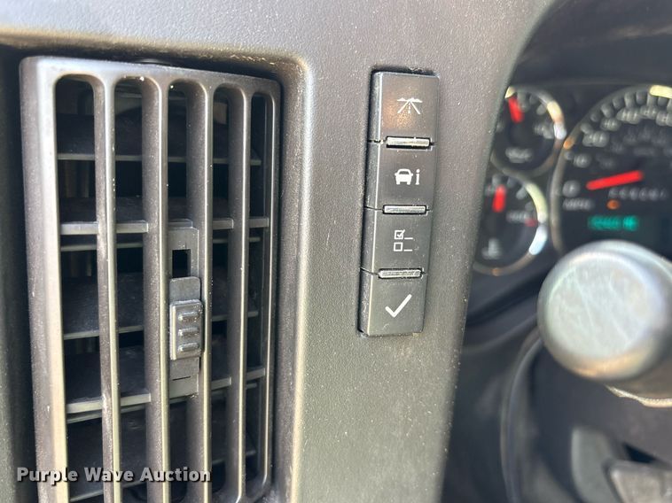 image for item OB9486 2019 Chevrolet Express 2500 van