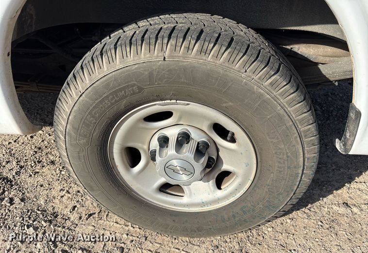 image for item OB9486 2019 Chevrolet Express 2500 van