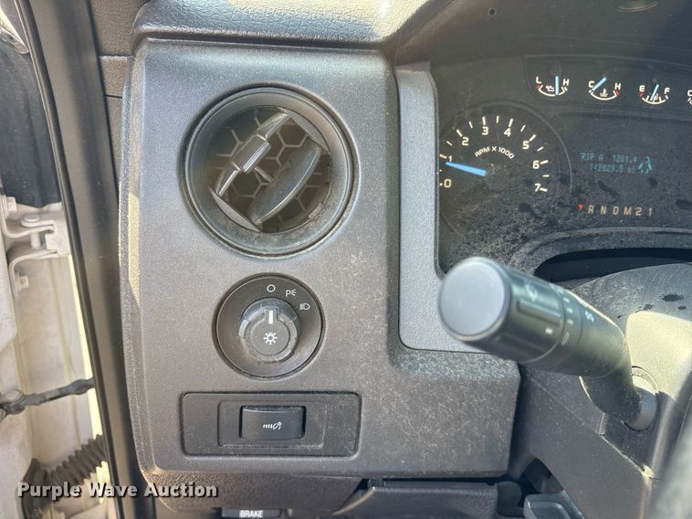 image for item OB9487 2012 Ford F150 pickup truck