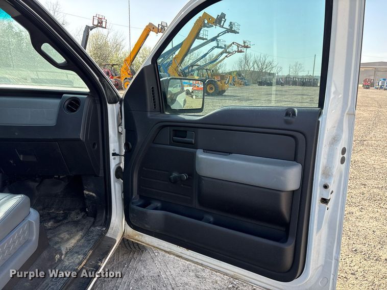 image for item OB9487 2012 Ford F150 pickup truck