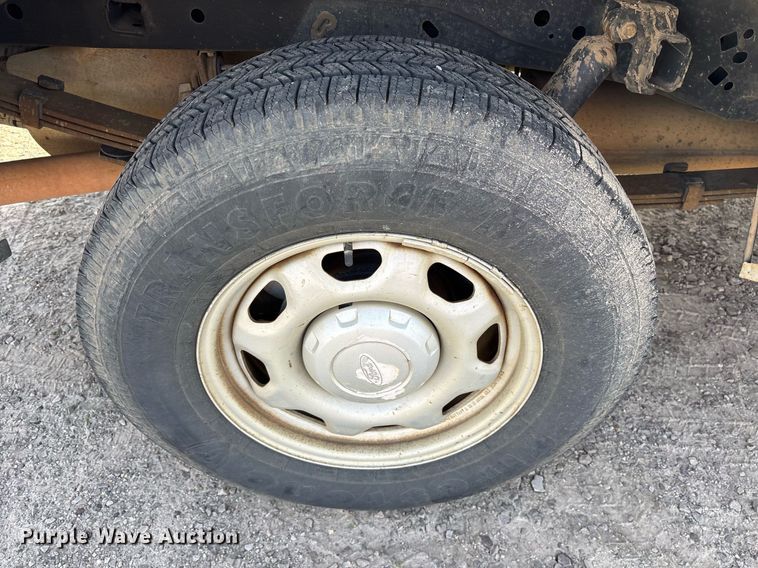 image for item OB9487 2012 Ford F150 pickup truck