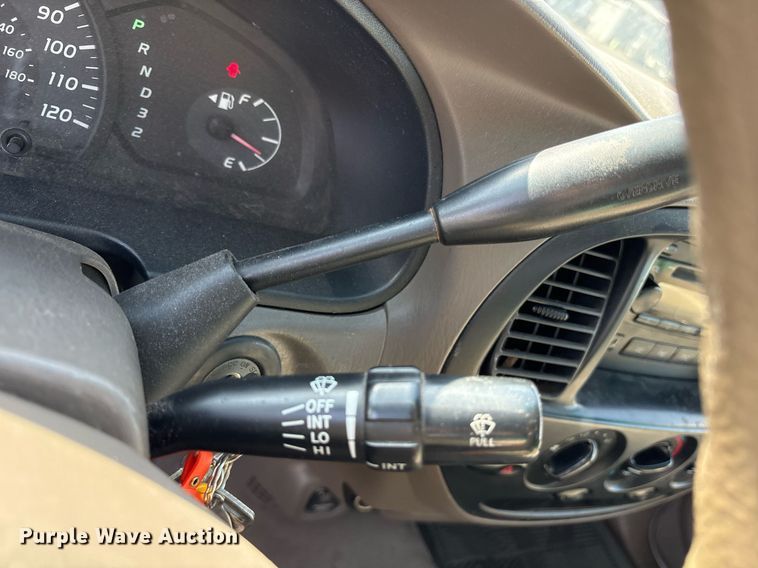 image for item OB9489 2005 Toyota Tundra pickup truck