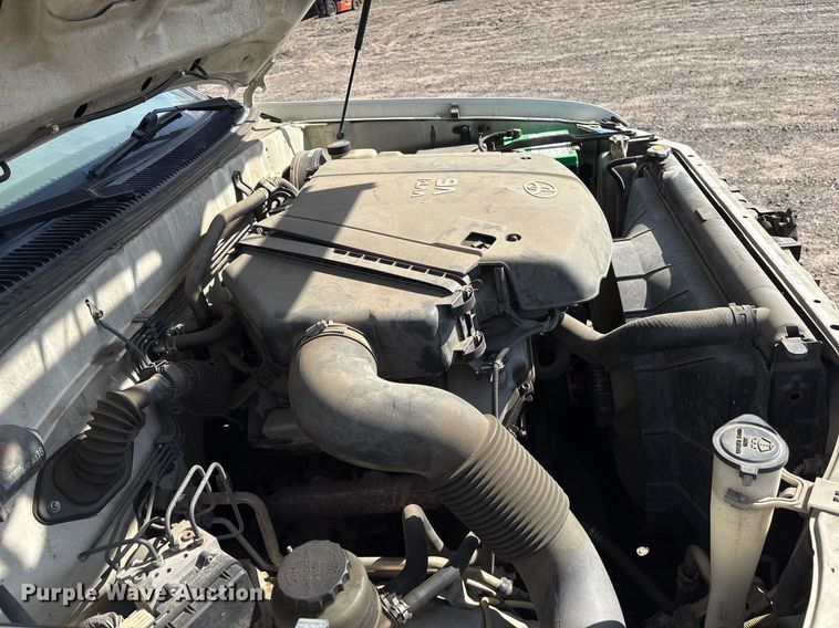 image for item OB9489 2005 Toyota Tundra pickup truck