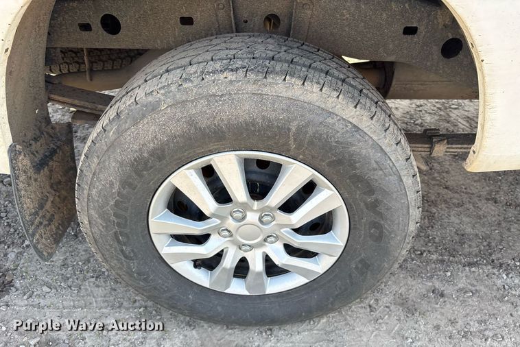 image for item OB9489 2005 Toyota Tundra pickup truck