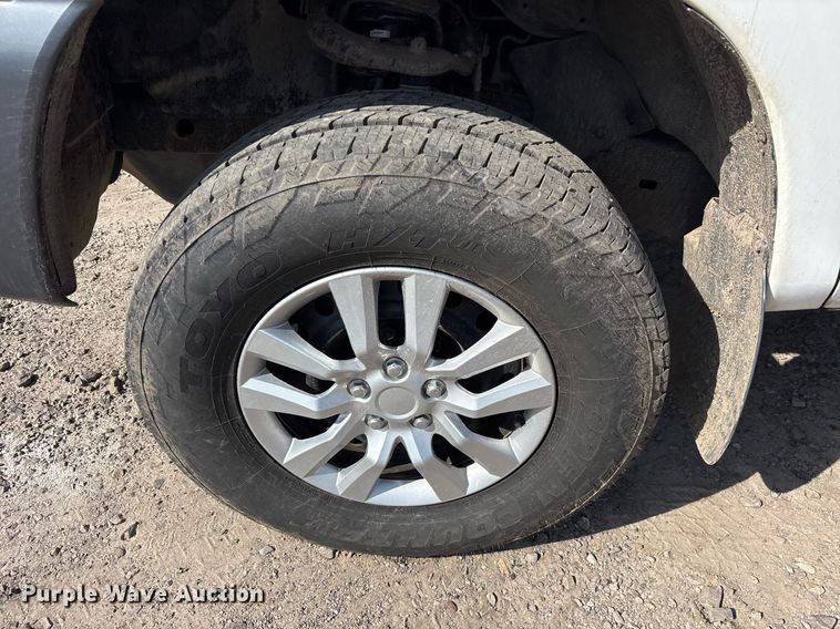 image for item OB9489 2005 Toyota Tundra pickup truck