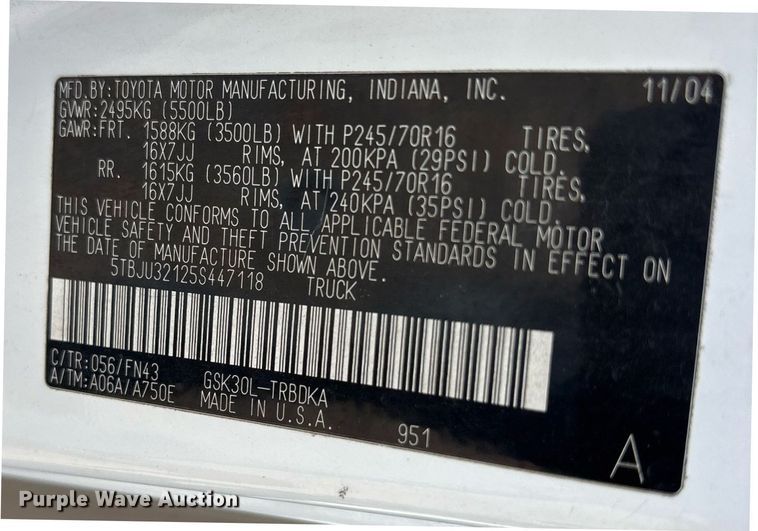 image for item OB9489 2005 Toyota Tundra pickup truck