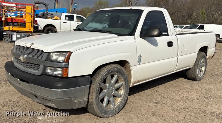 image for item OB9490 2004 Chevrolet Silverado 1500 pickup truck