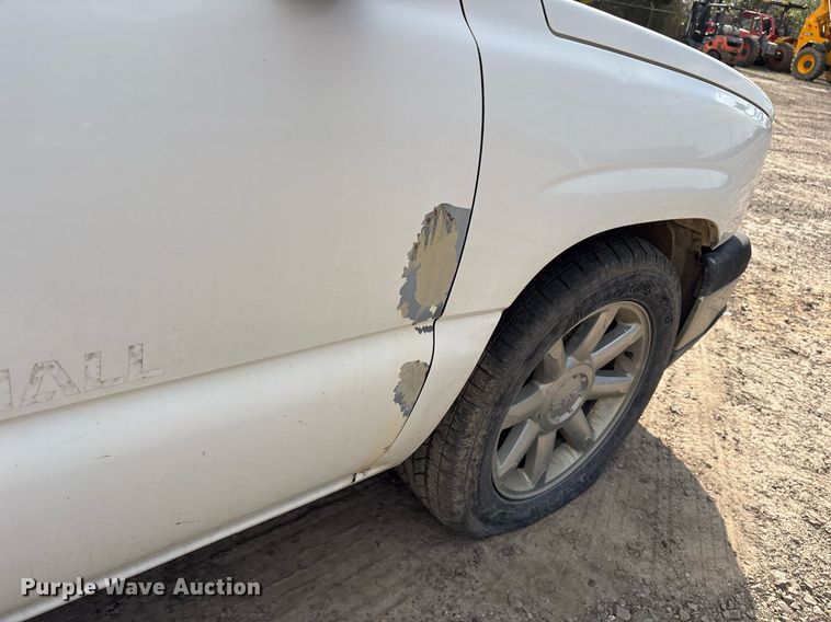 image for item OB9490 2004 Chevrolet Silverado 1500 pickup truck