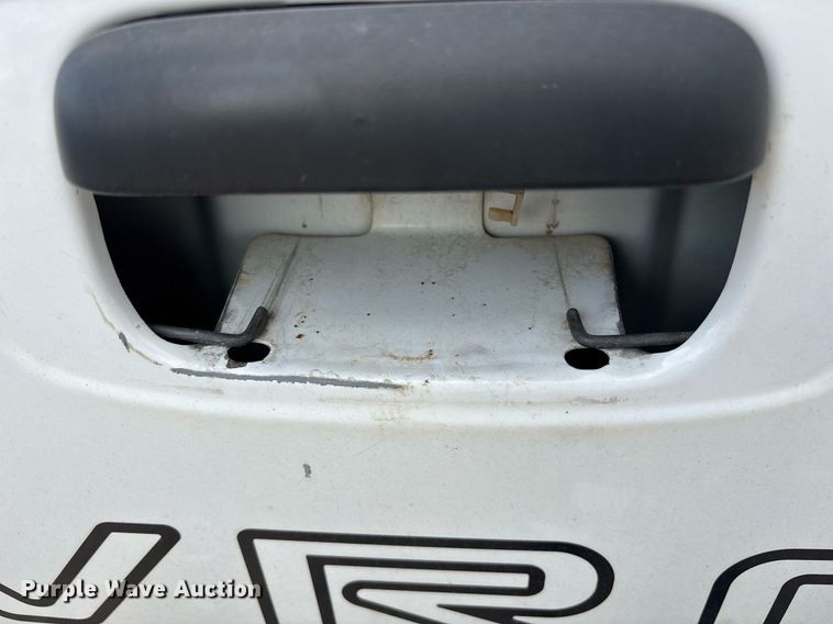 image for item OB9490 2004 Chevrolet Silverado 1500 pickup truck