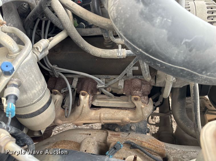 image for item OB9490 2004 Chevrolet Silverado 1500 pickup truck