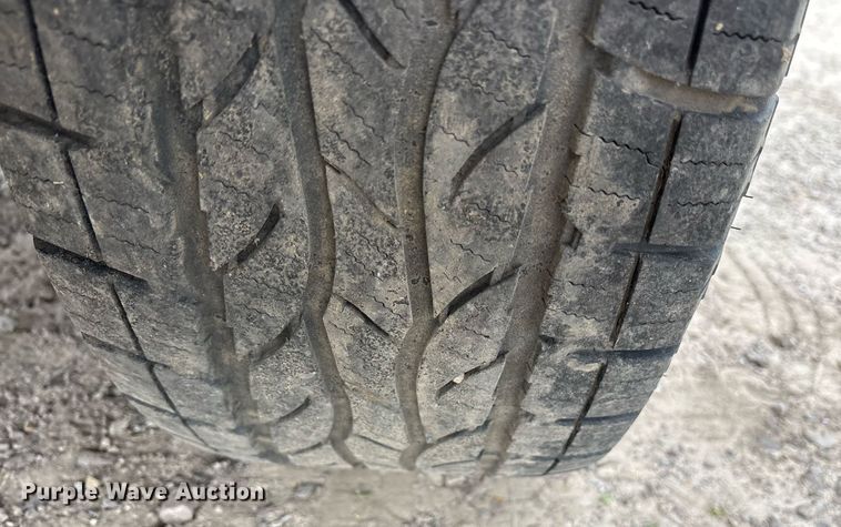 image for item OB9490 2004 Chevrolet Silverado 1500 pickup truck