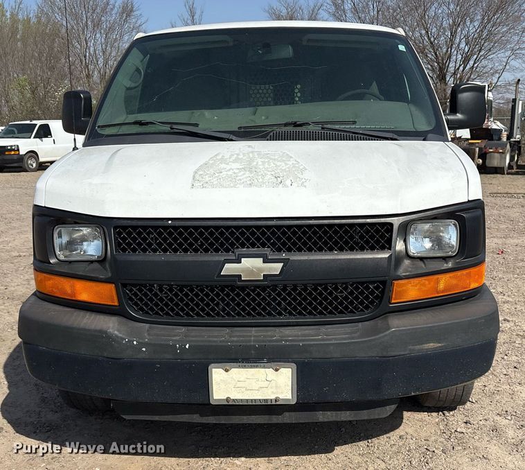 image for item OB9491 2013 Chevrolet Express 2500 van