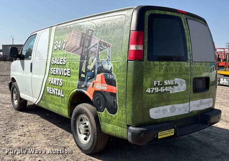 image for item OB9491 2013 Chevrolet Express 2500 van