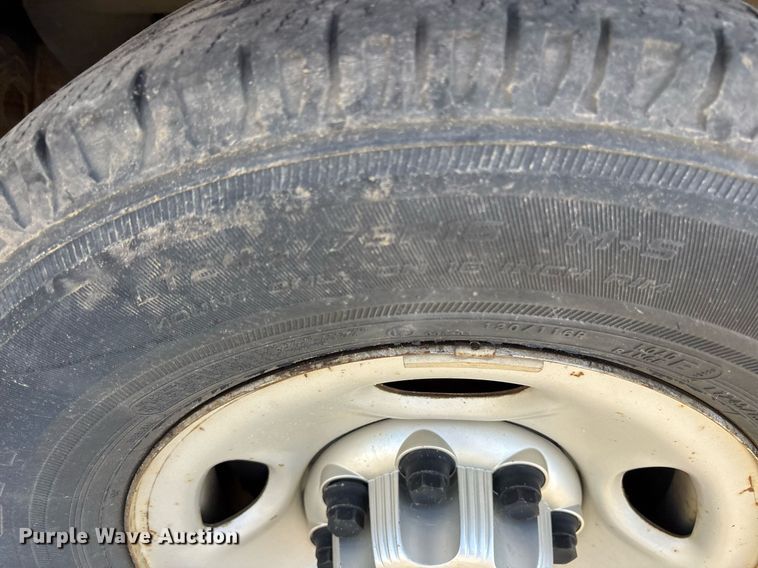 image for item OB9491 2013 Chevrolet Express 2500 van