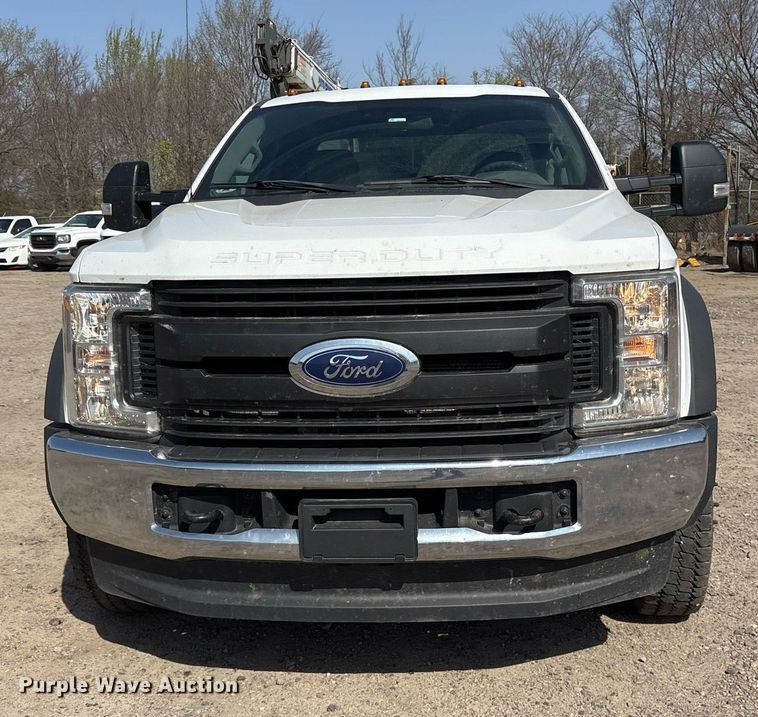 image for item OB9492 2019 Ford F550 Super Duty SuperCab utility / service truck