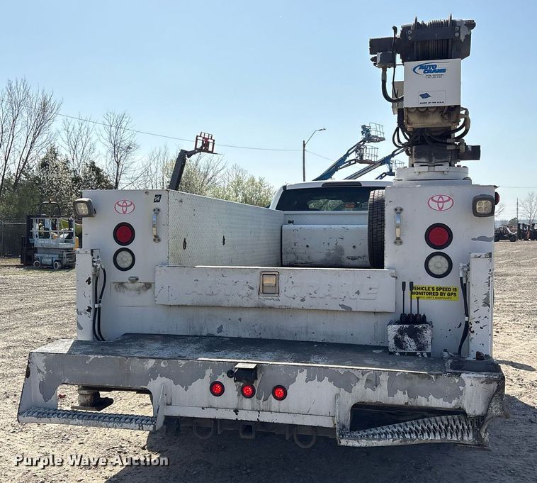 image for item OB9492 2019 Ford F550 Super Duty SuperCab utility / service truck