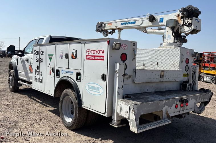 image for item OB9492 2019 Ford F550 Super Duty SuperCab utility / service truck