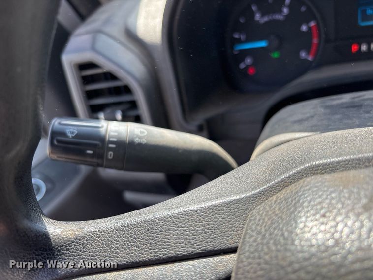 image for item OB9492 2019 Ford F550 Super Duty SuperCab utility / service truck