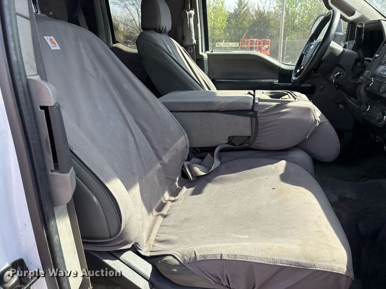 image for item OB9492 2019 Ford F550 Super Duty SuperCab utility / service truck