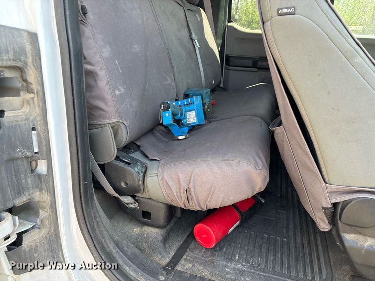 image for item OB9492 2019 Ford F550 Super Duty SuperCab utility / service truck