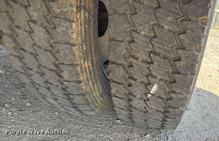 image for item OB9492 2019 Ford F550 Super Duty SuperCab utility / service truck