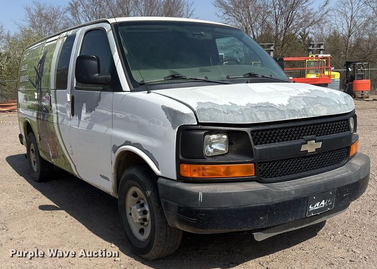 image for item OB9499 2012 Chevrolet Express 2500 van