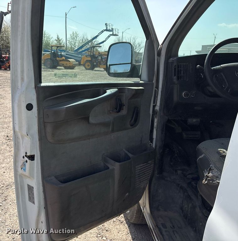 image for item OB9499 2012 Chevrolet Express 2500 van