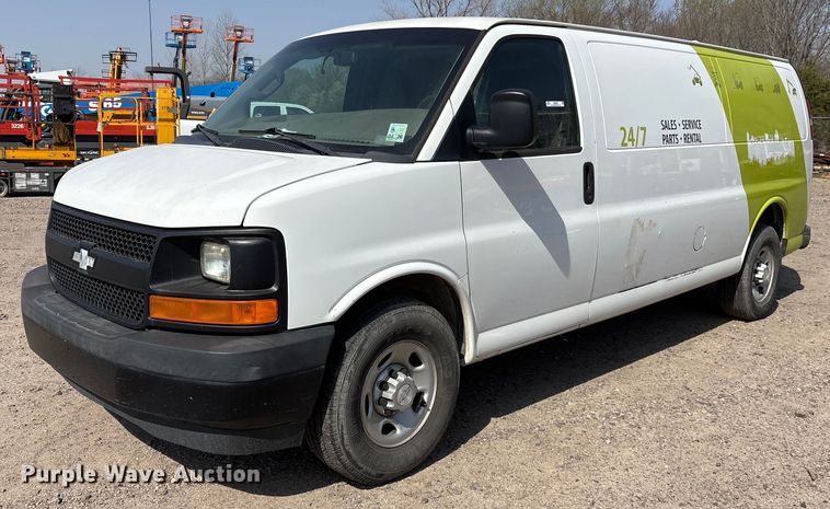 image for item OB9500 2017 Chevrolet Express 2500 van