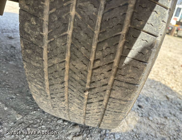 image for item OB9500 2017 Chevrolet Express 2500 van