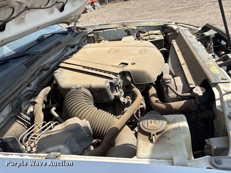 image for item OB9501 2014 Toyota Tacoma Double Cab pickup truck