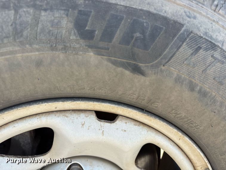 image for item OB9501 2014 Toyota Tacoma Double Cab pickup truck