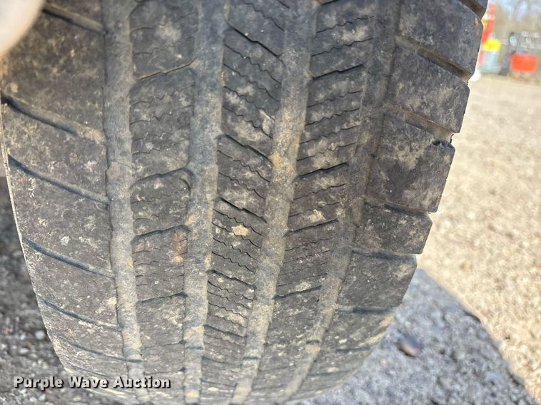 image for item OB9501 2014 Toyota Tacoma Double Cab pickup truck