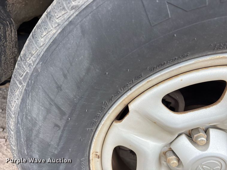 image for item OB9507 2014 Toyota Tacoma pickup truck