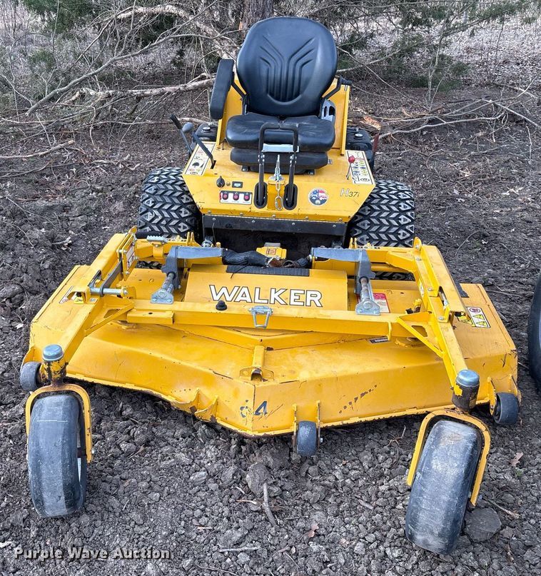 image for item OB9538 2018 Walker MH37I-16 ZTR lawn mower
