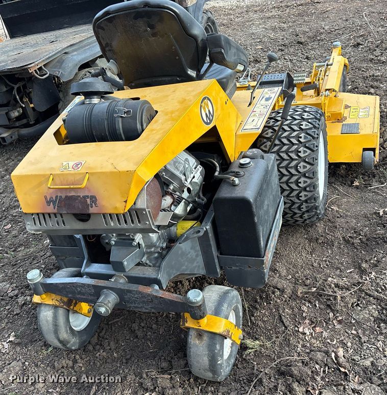 image for item OB9538 2018 Walker MH37I-16 ZTR lawn mower