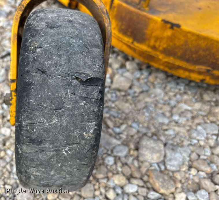 image for item OB9540 2017 Walker MB23I-17 ZTR lawn mower