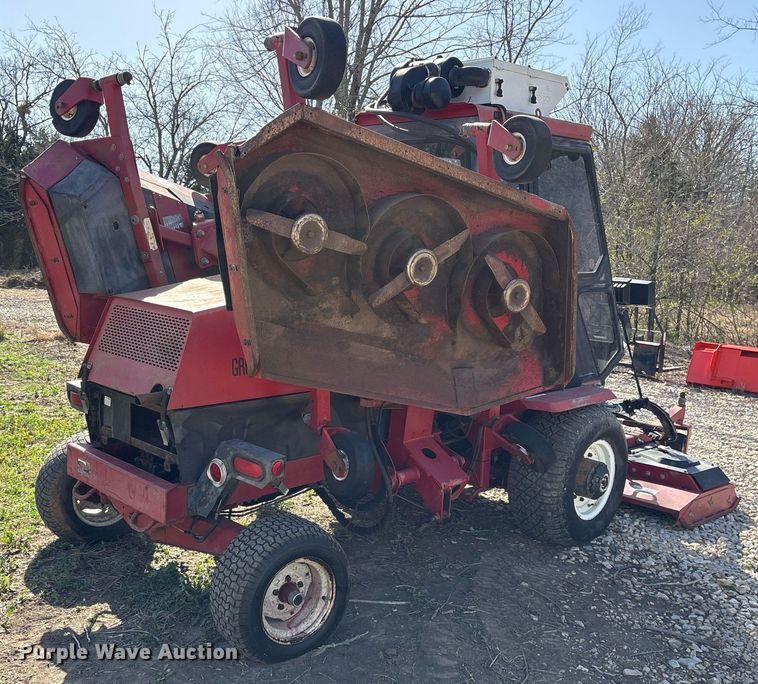 image for item OB9545 1999 Toro Groundsmaster 580-D lawn mower