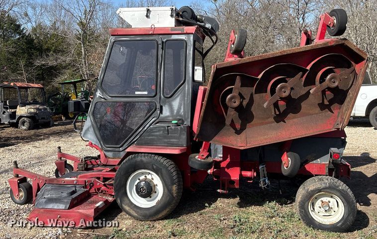 image for item OB9545 1999 Toro Groundsmaster 580-D lawn mower