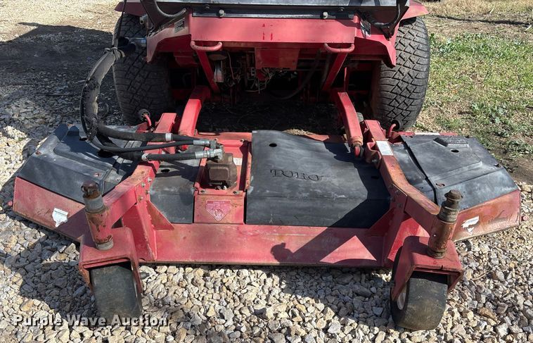 image for item OB9545 1999 Toro Groundsmaster 580-D lawn mower