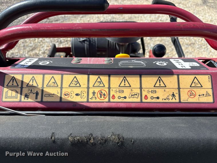 image for item OB9546 2015 Toro Grandstand ZTR lawn mower