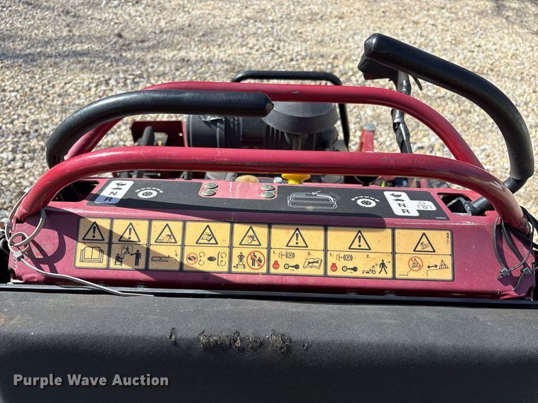 image for item OB9546 2015 Toro Grandstand ZTR lawn mower